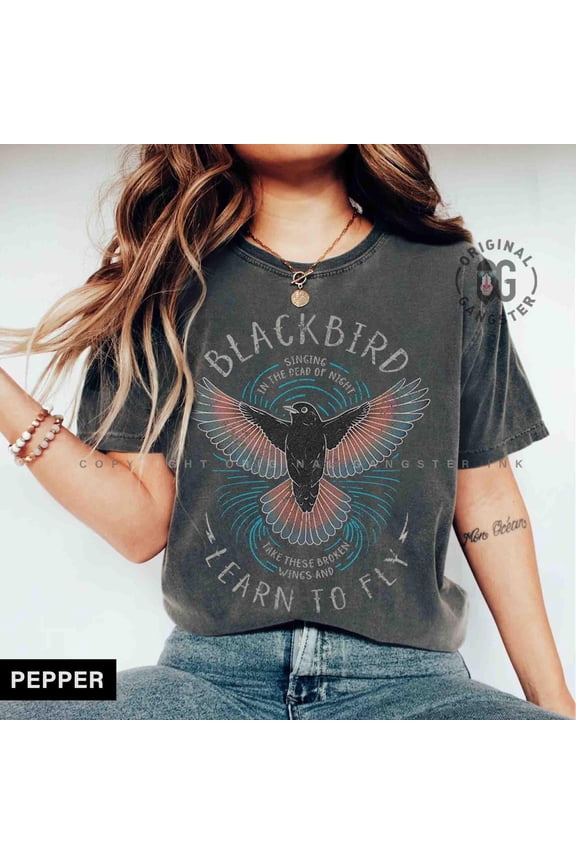 Blackbird Shirt. Old School Rock Band Shirt., Oversized Trendy Tee. Retro Music Shirt, Concert Shirt, Song Lyrics Beatle Tee.