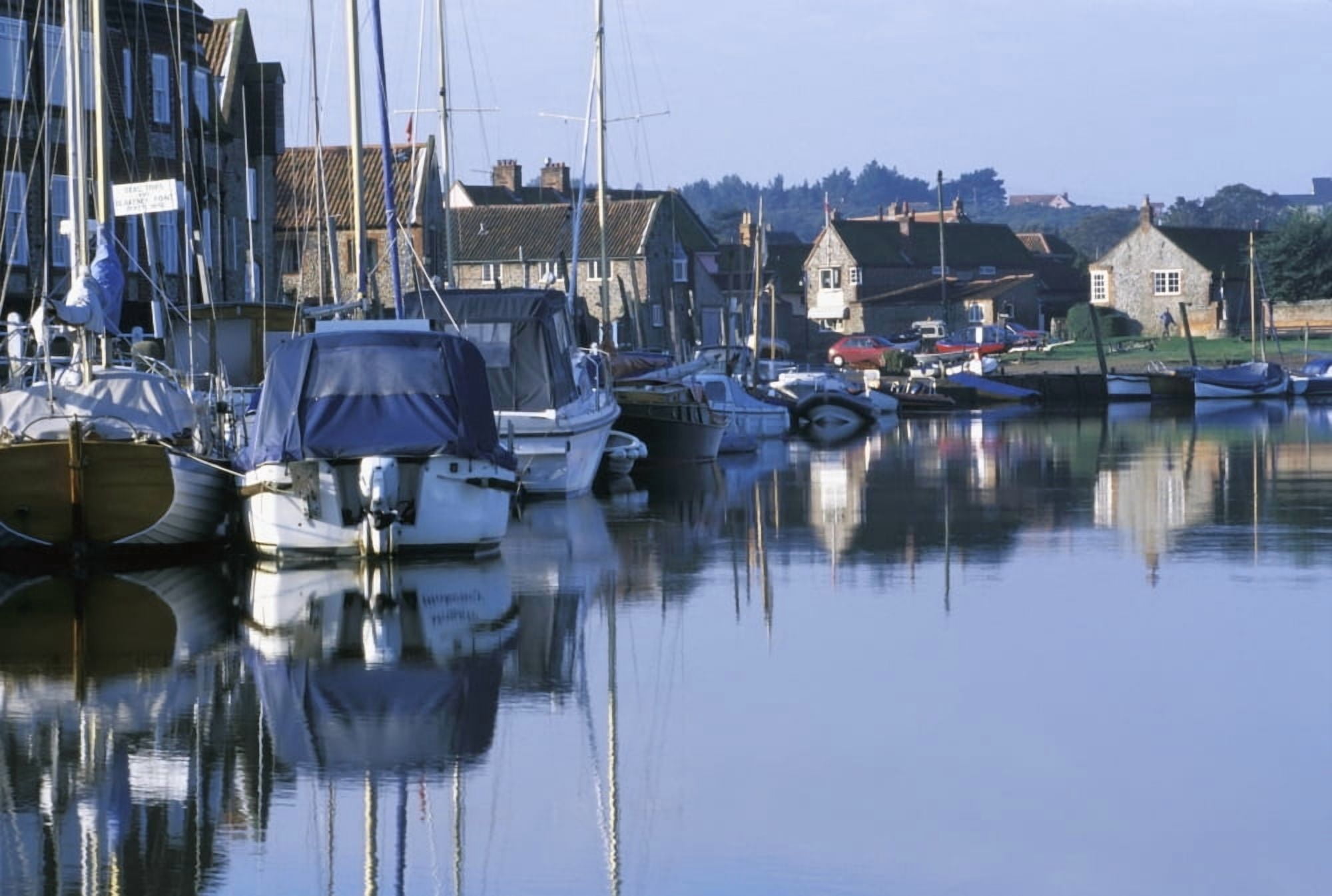 Blakeney Port Afternoon Canvas Art - Chris Parker Design Pics (36 x 24)