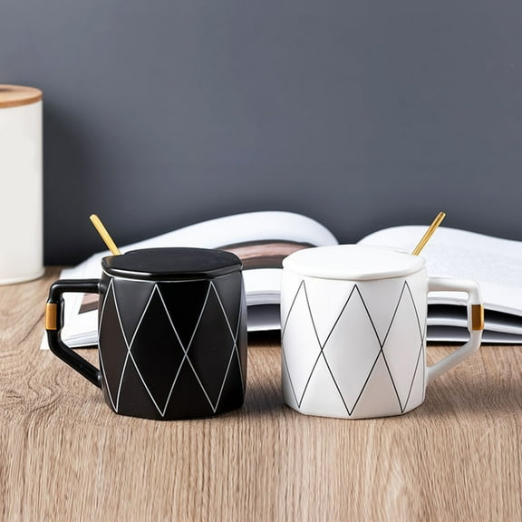 Blaxill Ceramic Mug 380ml | Coffee and Hot Chocolate Cup with Lid and Spoon | Modern Plain Style | Durable Heat-Preserving Ceramic | Gift Idea | Black White Options | 1 Pc