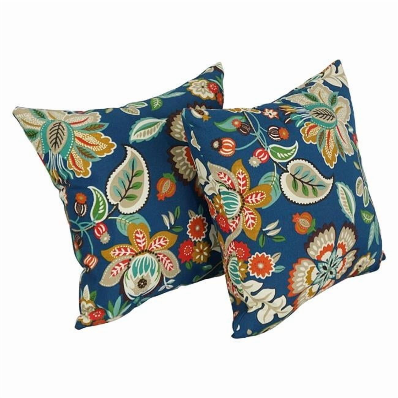 17-inch Square Solid Polyester Outdoor Throw Pillows (Set of 2) 9910-S2-REO-64