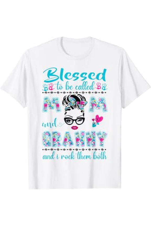 Blessed To Be Called Mom And GRANNY Wink Eye Woman Face T-Shirt
