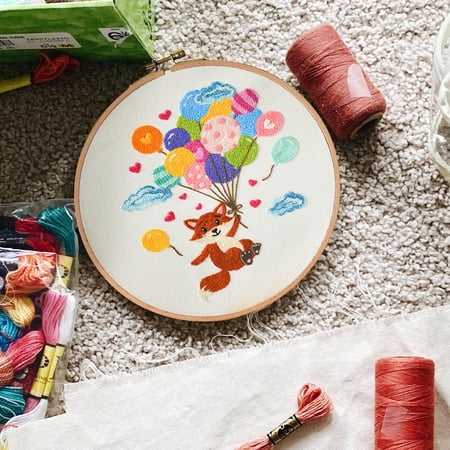 Blingpainting Embroidery Kit for Adults Beginners Starter Cross Stich Set with Cute Animals Pattern Stamped Embroidery Cloth Hoops Threads Needles Easy Handmade Needlepoint Kits