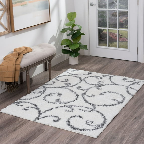 Bliss Rugs Transitional Floral 3'3'' x 5' White and Gray Polypropylene Indoor Area Rug, 3'3'' x 5'