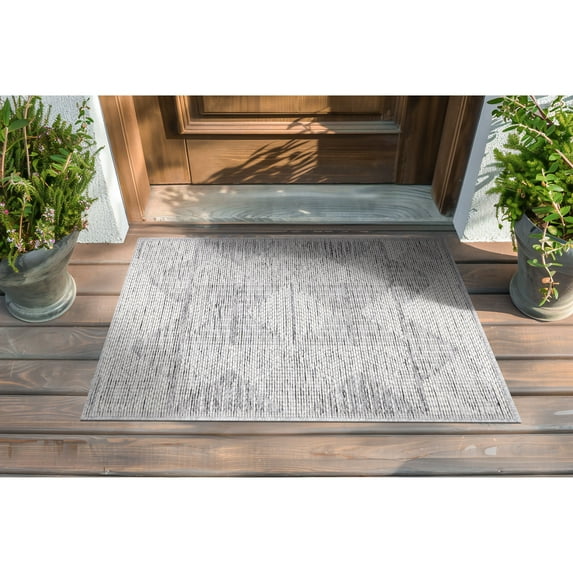 Bliss Rugs Bailey Transitional 2' x 3' Gray and White Indoor Outdoor Area Rug