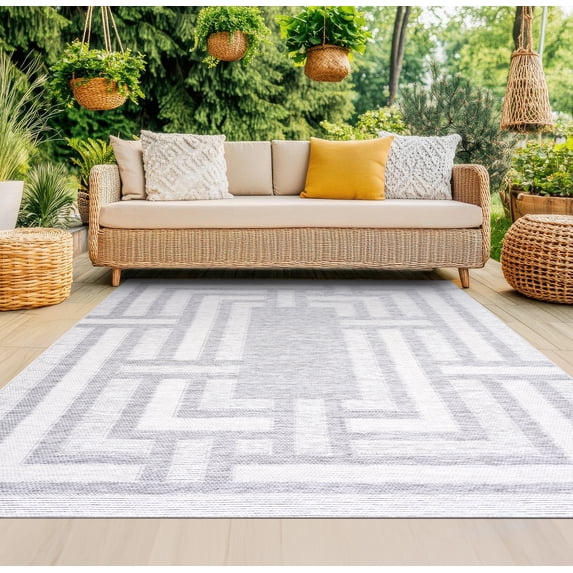 Bliss Rugs Bailey Transitional 5' x 7' Gray and White Indoor Outdoor Area Rug