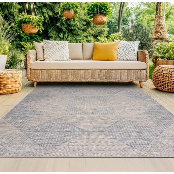 Bliss Rugs Bailey Transitional 5' x 7' Natural and Gray Indoor Outdoor Area Rug