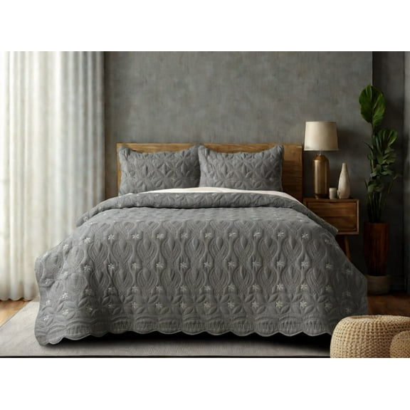 BloomNest Quilted Bedspread Set - Grey