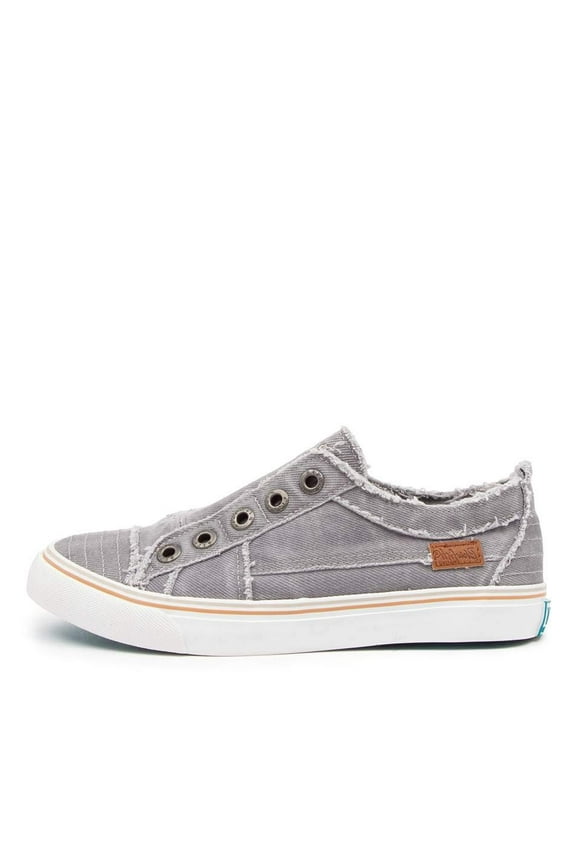 Women's Play Sneaker (Medium, Light Grey Canvas, Numeric_9)