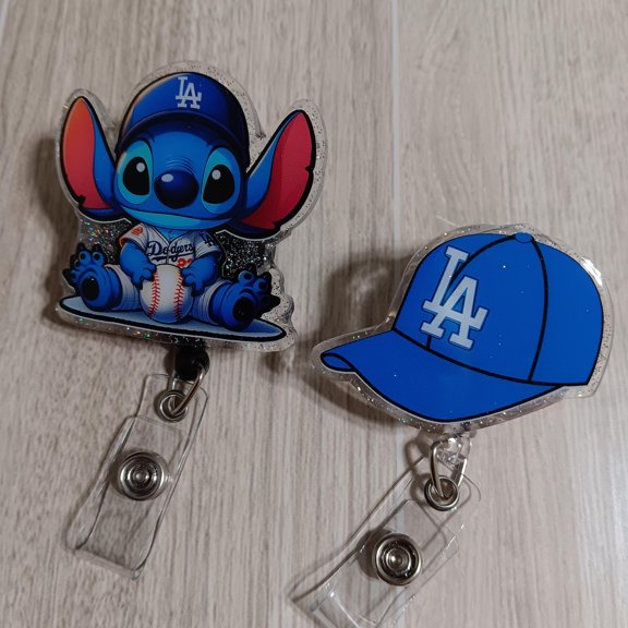 Blue Alien, Blue Cap