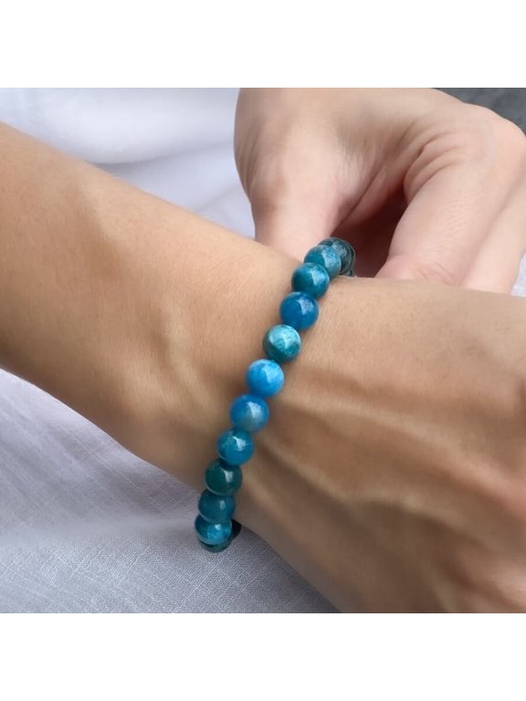Blue Apatite Bracelet for Clarity | Stone Beads Bracelet | Focus on Heart Chakra | Stunning Gem Patterns Tones | This beautiful apatite bracelet is perfect for adding a touch of natural ele