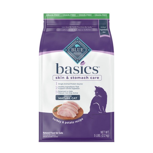 Blue Buffalo Basics Skin & Stomach Care Indoor Mature Turkey and Potato