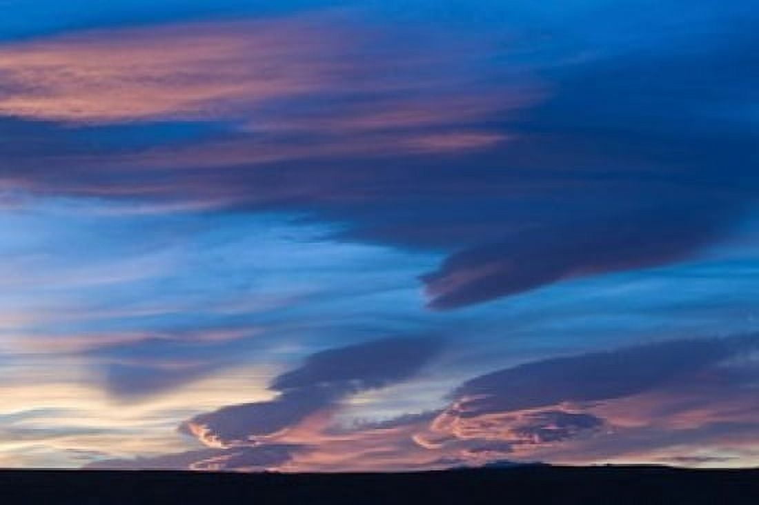 Blue Desert clouds sunset MOROCCO Canvas Art - Walter Bibikow DanitaDelimont (34 x 23)