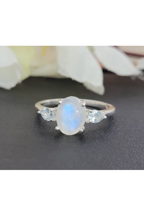 Blue Fire Rainbow Moonstone Ring - 925 Sterling Silver Ring - Three Gemstone Ring - Oval Moonstone Ring - Gift for Wife