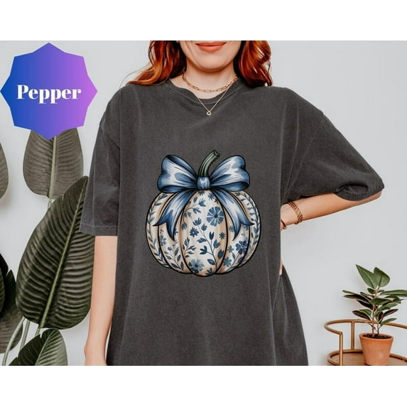 Blue Floral Pumpkin Shirt I Womens Fall Pumpkin Shirt I Womenswear Oversized I Fall Tee I Autumn Tshirt I Cute Fall Shirt