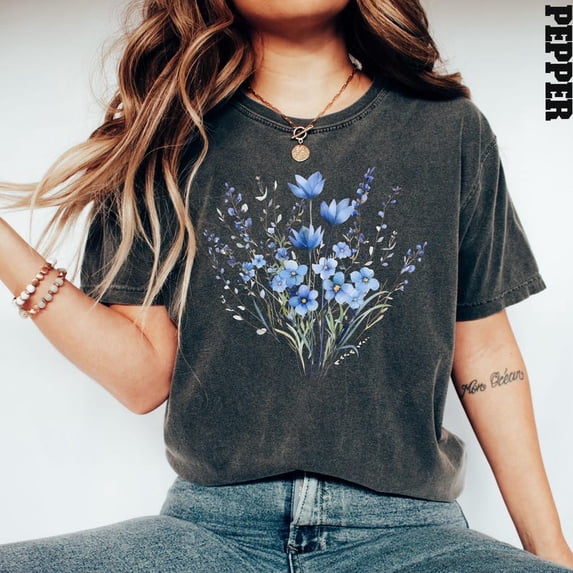 Blue Flower Bouquet Graphic T-Shirt for Women – Retro Floral Shirt ...