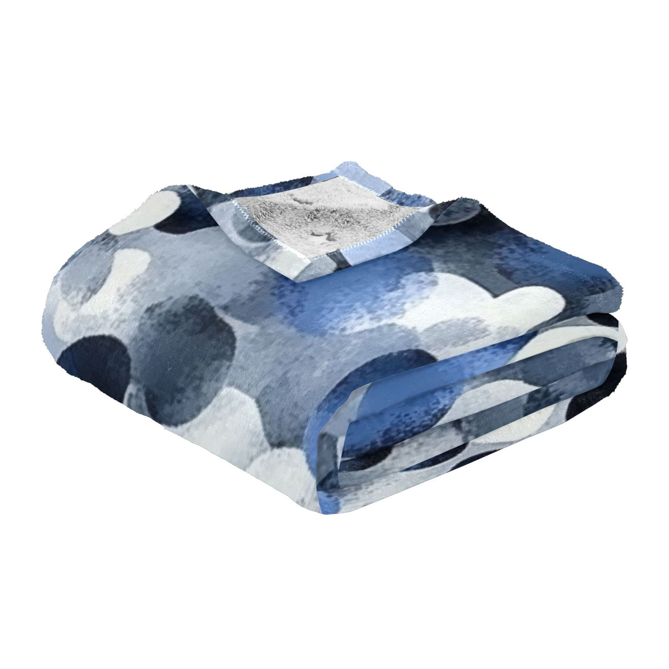 Blue Dots Blanket main image 1