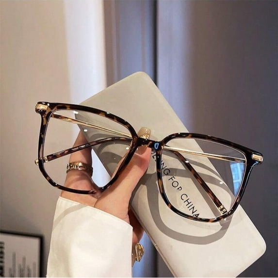 Blue Light Blocking Glasses for Women - 99% UV Protection & Anti Glare, Square Frame Computer Glasses Reduce Eye Strain from Phone/TV/Computer, Lightweight Gaming Glasses for All Day Use