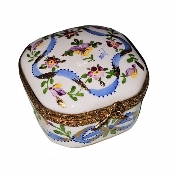 Marie Antoinette Blue Ribbon Square Limoges Box Porcelain Figurine