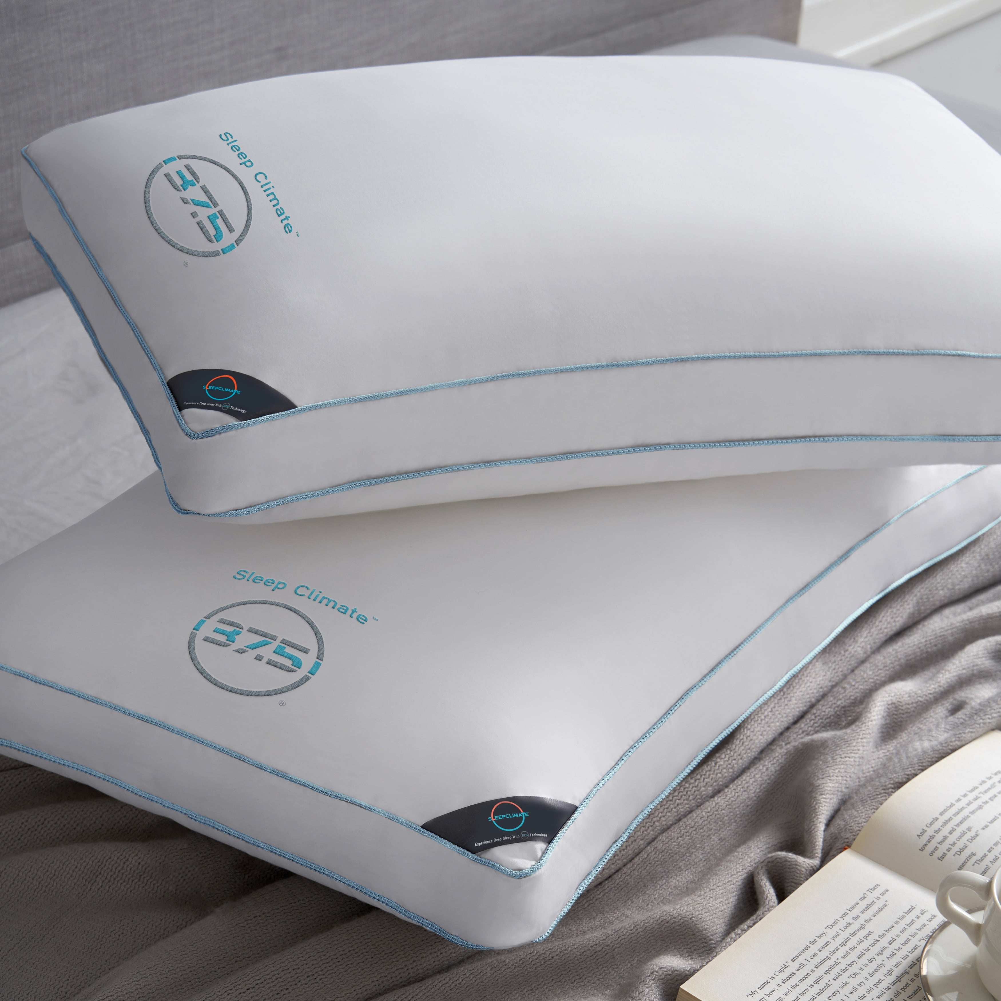 White King Hypoallergenic Polyester Down Alternative Pillow