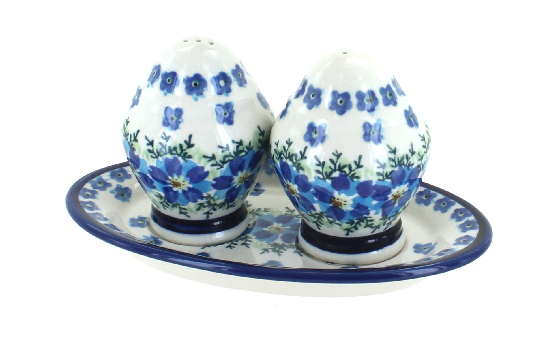 https://i5.walmartimages.com/seo/Blue-Rose-Polish-Pottery-Kalina-Salt-Pepper-Shakers-with-Plate_b2c627ca-f4a8-4cc3-b603-abaab083e0d4.0753a6bccf12c3fa6fcd804e0ef849ef.jpeg