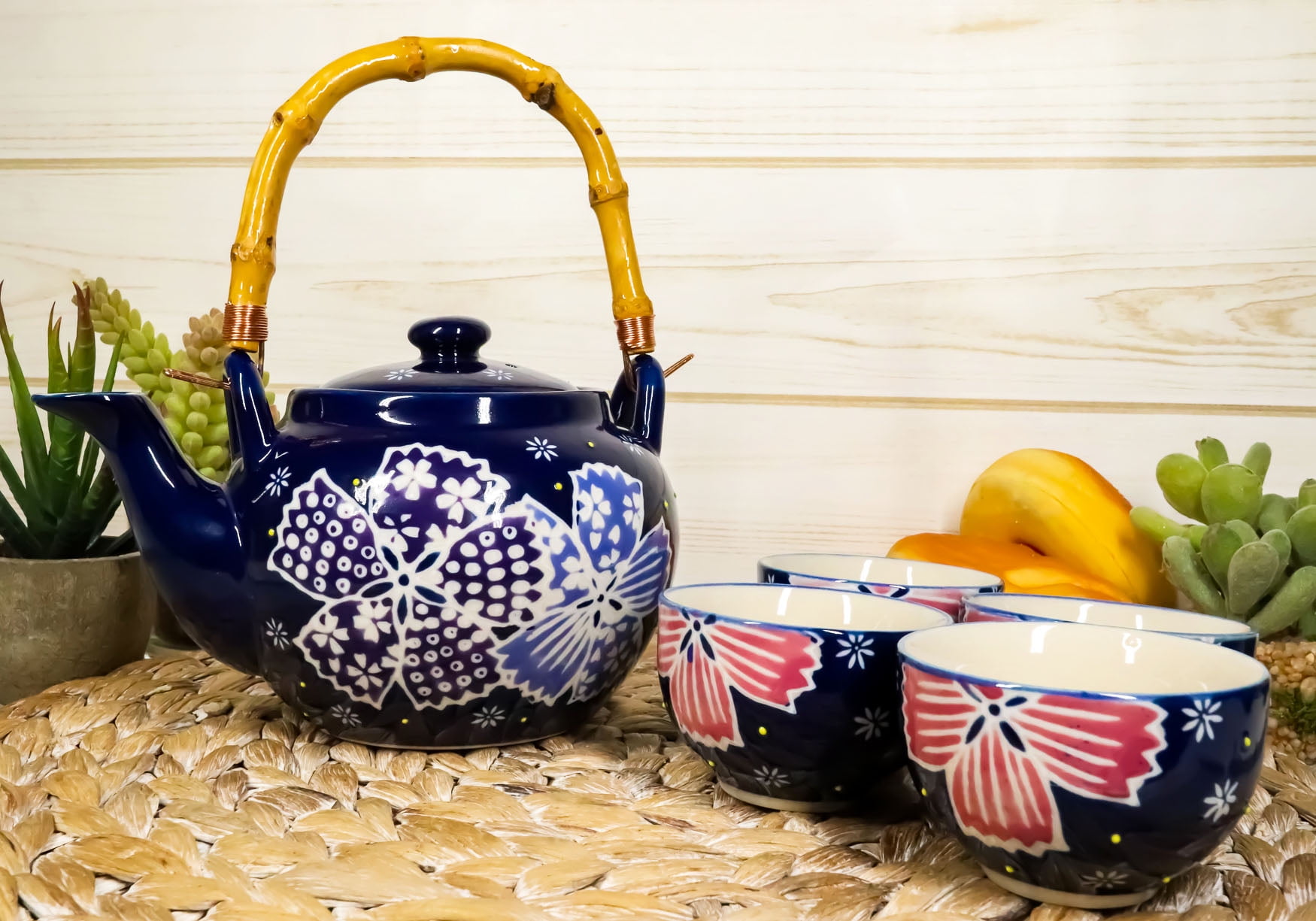 Blue Winter Frost Colorful Large Floral Blooms 25oz Tea Pot With 4