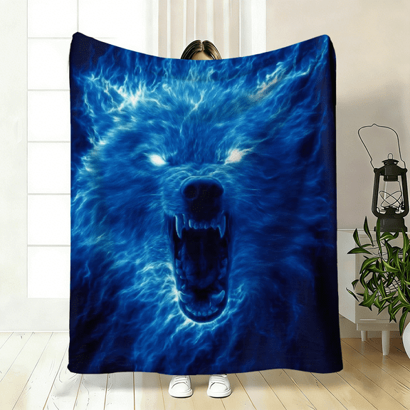 Blue Wolf-Themed Polyester Flannel Blanket – Soft, Warm Throw for Bed, Sofa, Travel, Camping – 3 Sizes