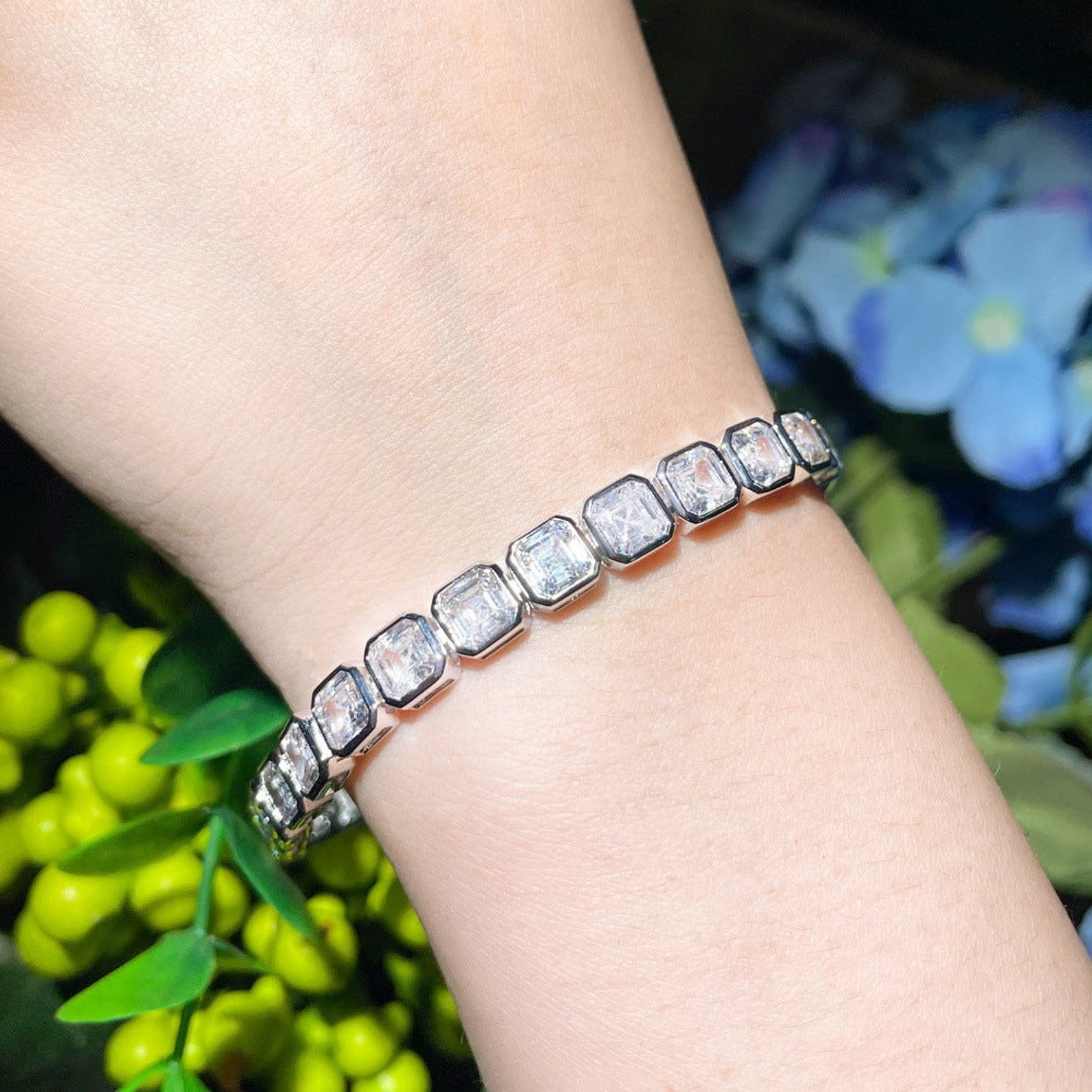 Bluebelljewels Asscher Cut Cubic Zirconia 14K White Gold Finish Silver ...