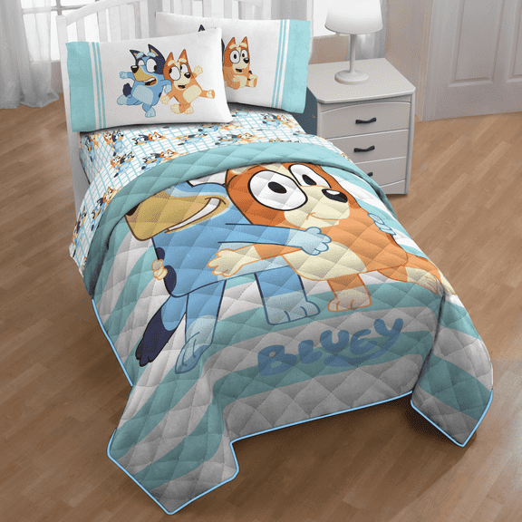 Bluey Sister Hugs & Smiles 4 Piece Twin Size Kids Quilt Set