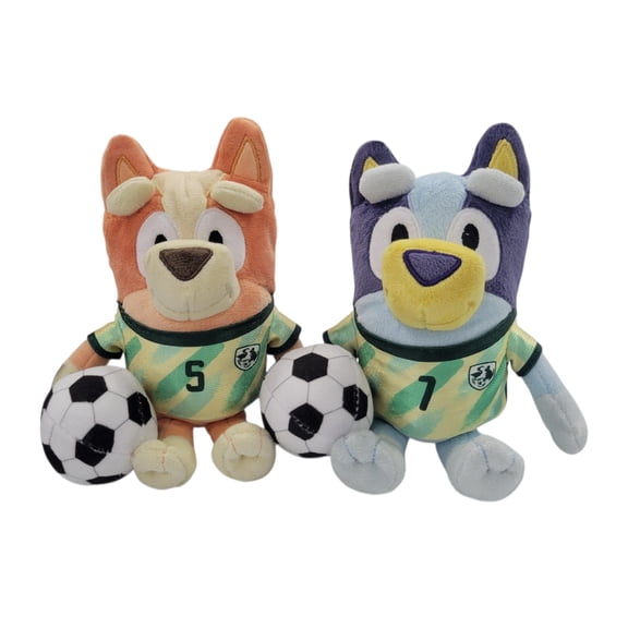 Bluey and Bingo Soccer Player 7.5-Inch Plush Toy