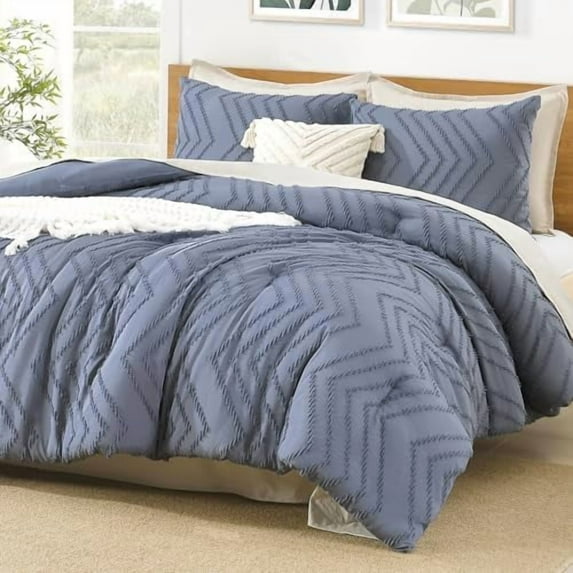 Bluish Grey Queen Size Comforter Sets, 3 Pieces Lightweight Chevron Tufted Bedding Comforter Set, Fluffy Down Alternative Comforter Bed Set Gift Choice (90x90In Comforter and 2 Pillowcases)