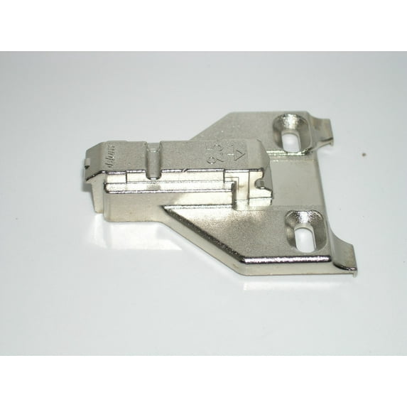 Blum B175L6030.21 - 3mm Center Mount Face Frame Adapter Plate for Clip top Hinges - 2-Pack