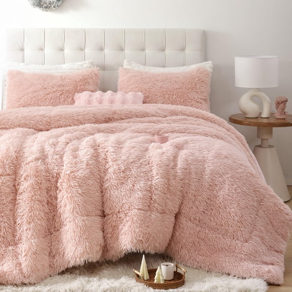 Blush Queen Size Fluffy Faux Plush Bedding Comforter Set