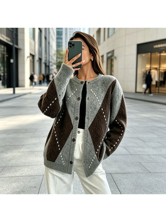 Womens Vintage Argyle Knit Cardigan, Round Neck Button Down Long Sleeve Loose Sweater Coat for Fall Winter Brown L