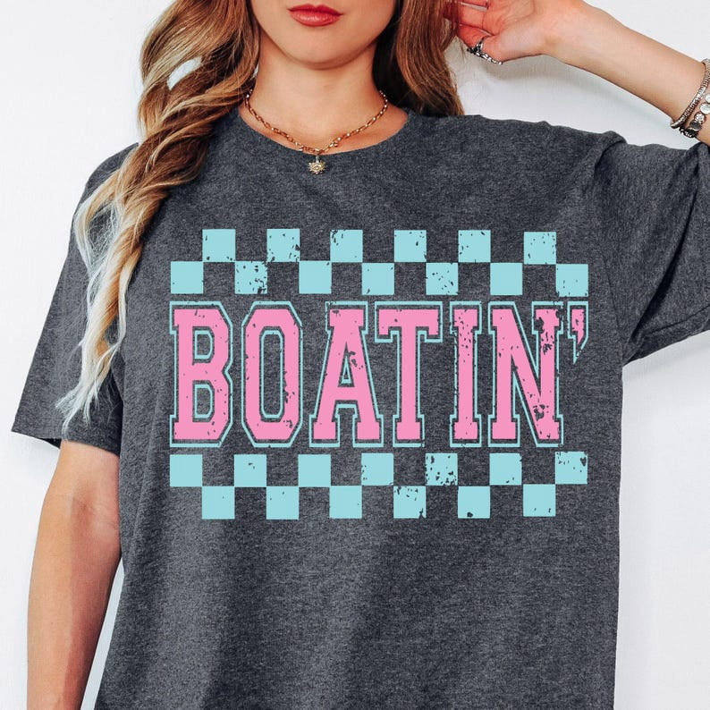 Boatin Lake Style Graphic Tee