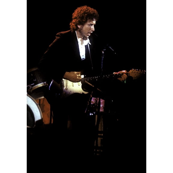 Bob Dylan performing on stage Photo Print (8 x 10)