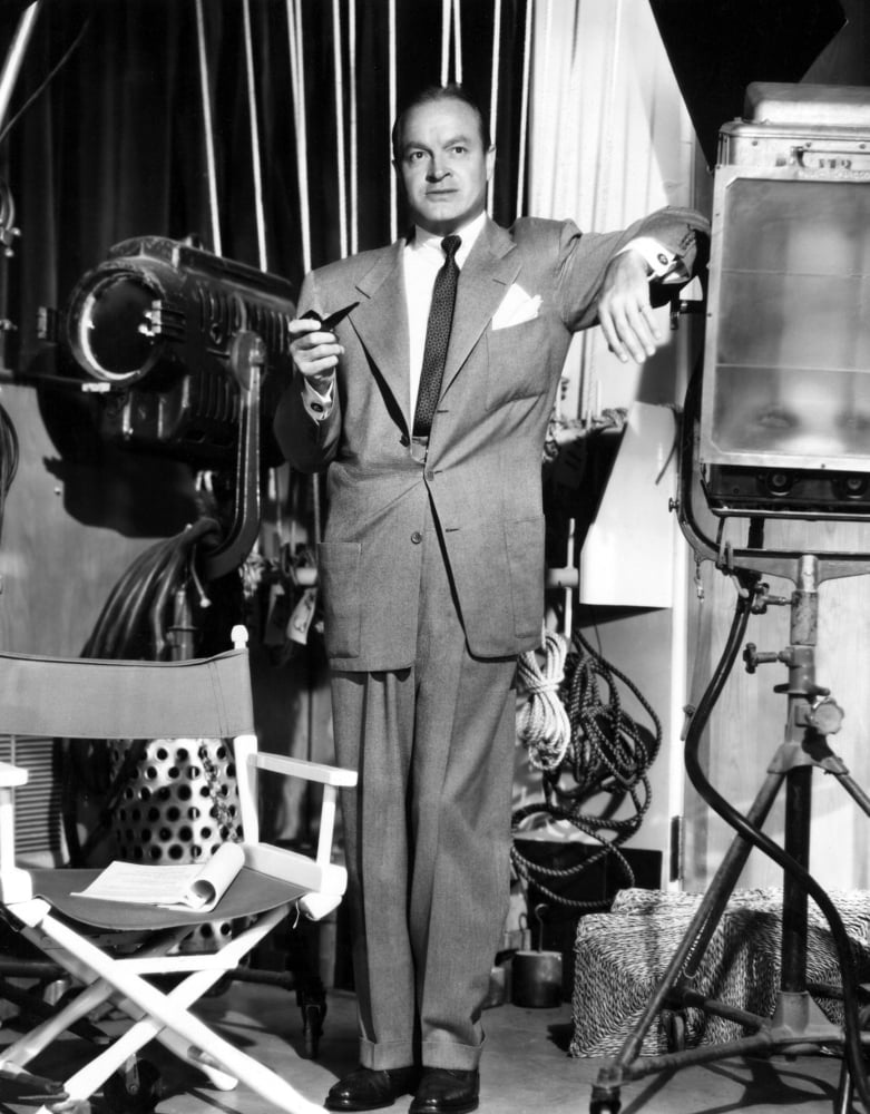 Bob Hope 1953 Canvas Art - (16 x 20)