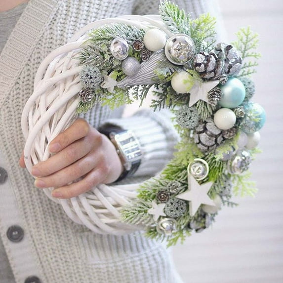 Bobasndm Christmas Willow Crown,Christmas Wreath for Front Door,Manual Cane Wreath for Christmas Decoration,Middle Door Christmas Decoration,Winter Wreath,Door Pendant, Window Decoration