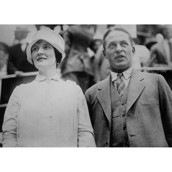Bobby Jones With His Wife History (36 x 24)