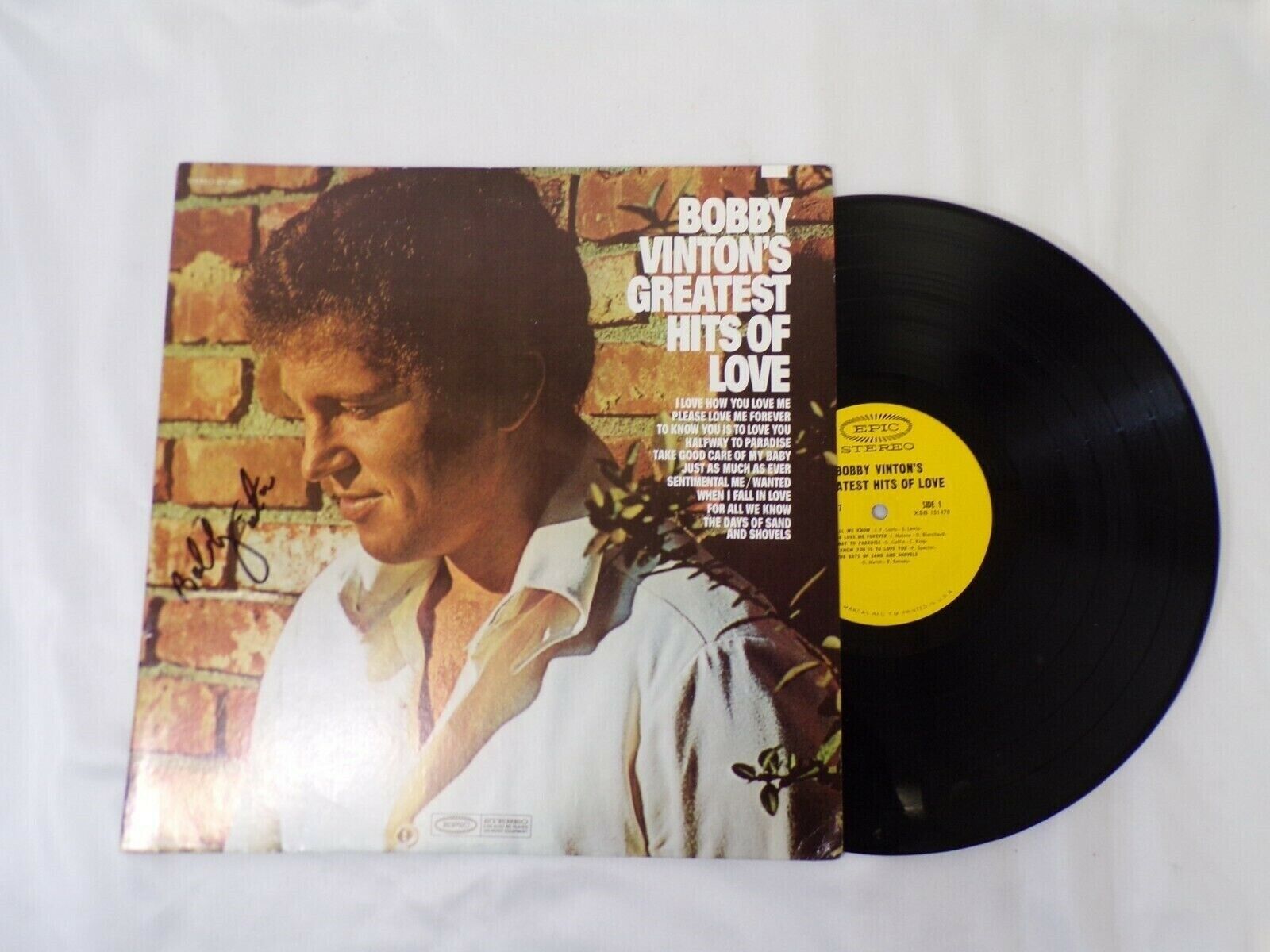 Bobby Vinton Signed 1970 Greatest Hits of Love Vinyl Record Album BN