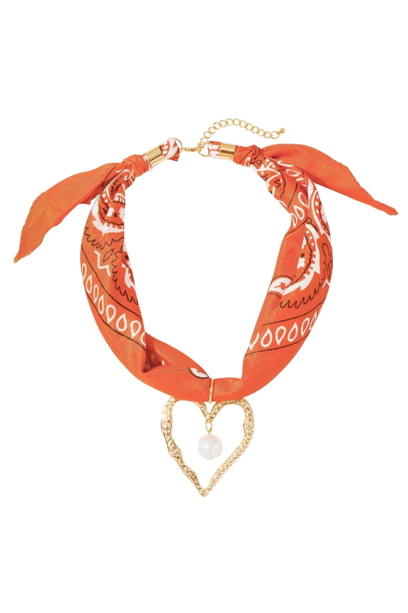 Scarf Necklace for Women Bandana Charm Western Heart Pendant Boho Summer Beach Necklace Jewelry for Women N0146-C(Pink)