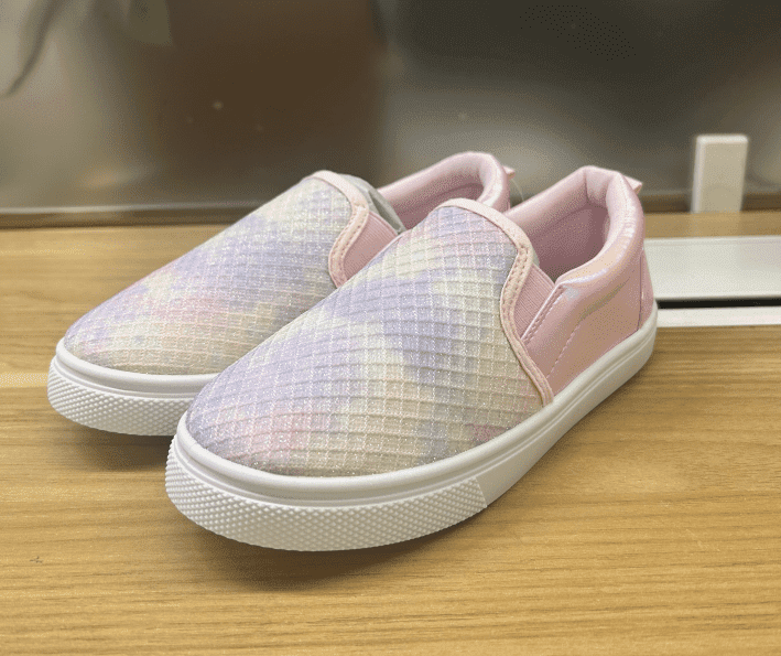 Heartbeat Petals Pink Kid's Sockamoccs Slip On Shoes