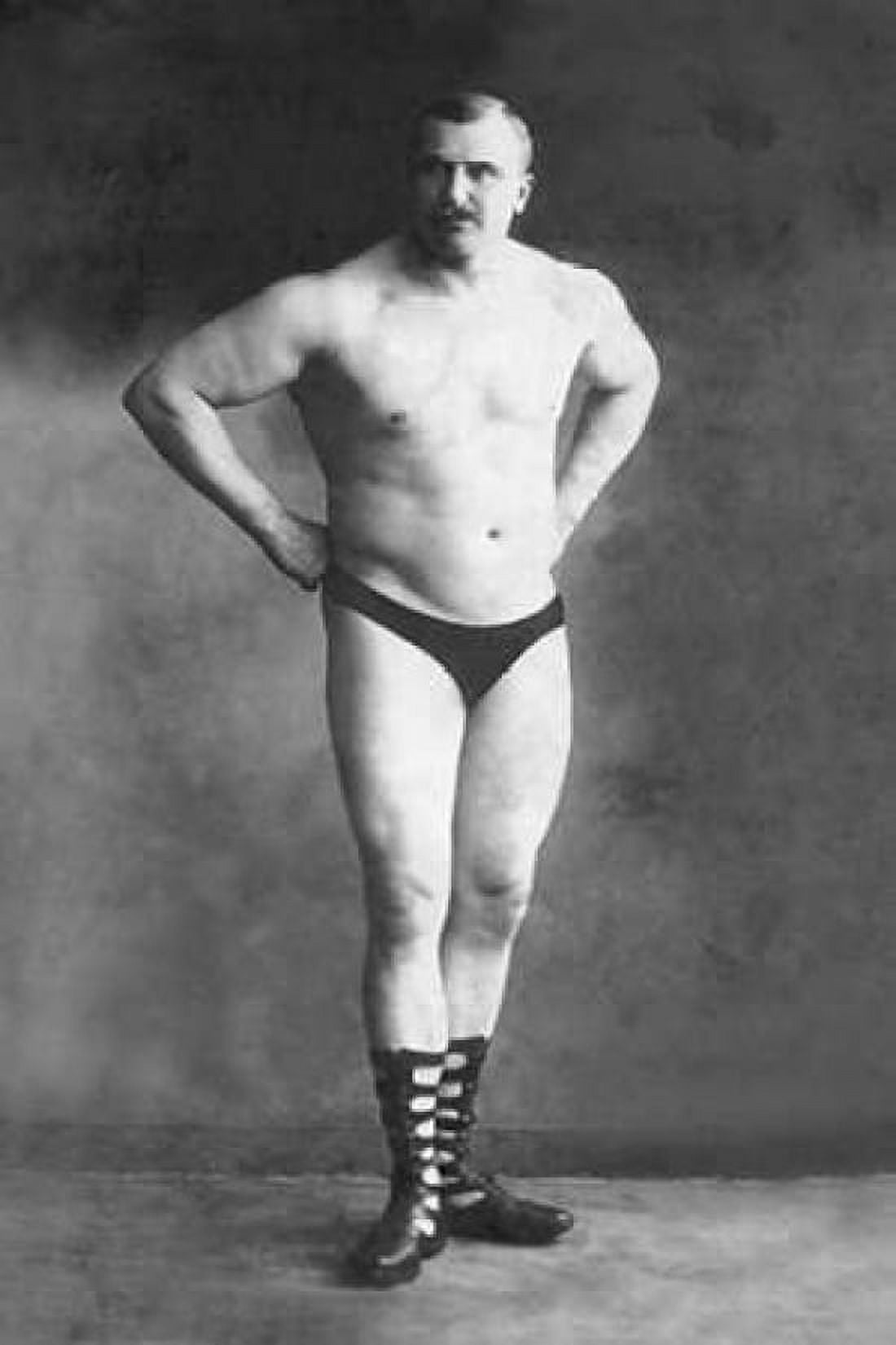 Bodybuilder with Hands on Hips Canvas Art - Vintage Muscle Men (12 x 18)