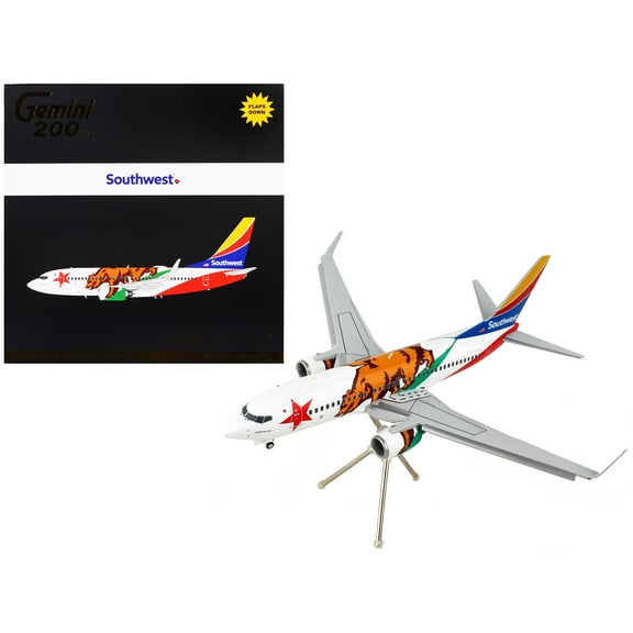 Boeing 737-700 Commercial Aircraft with Flaps Down "Southwest Airlines - California One" California Flag Livery "Gemini 200" Series 1/200 Diecast Model Airplane by GeminiJets