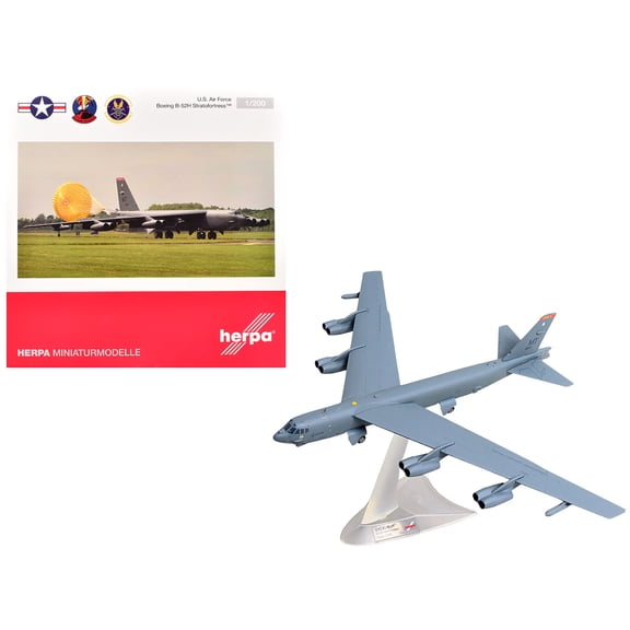 Boeing B-52H Stratofortress Bomber Aircraft "Excalibur" United States Air Force 1/200 Diecast Model Airplane by Herpa