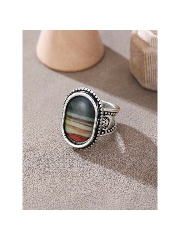 Bohemian Vintage Style Womens Oval Ring In Color 10 - Silvertone Metal With Multicolor Striped Agate Stone