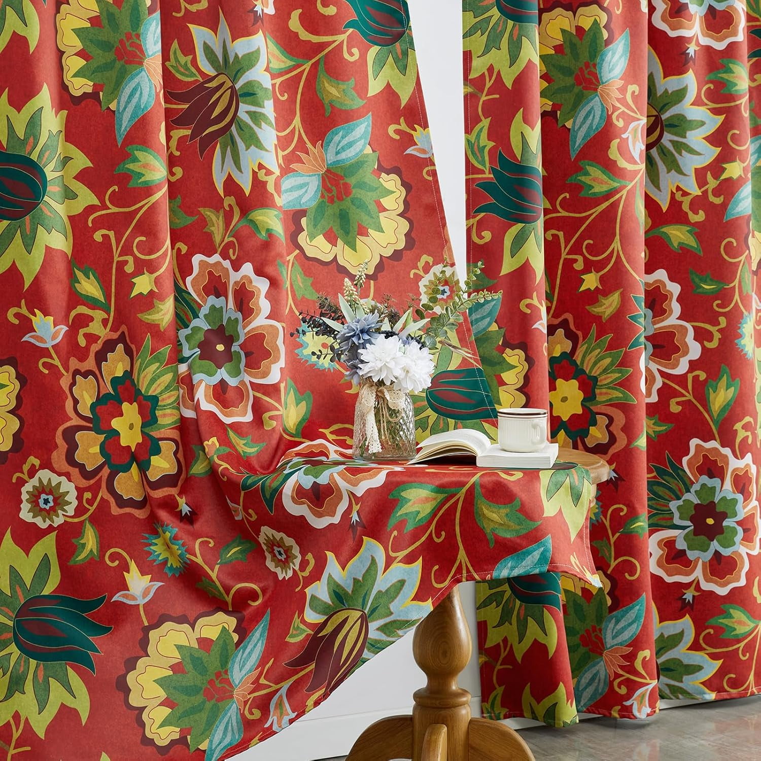 Boho Floral Blackout Curtains 84 Inch Length 2 Panels Set, Country Vintage Farmhouse Rustic Curtain Drapes for Dining Living Room Thermal Insulated Rod Pocket Tribal Window Curtains Rusty Red