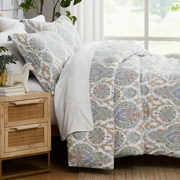 Boho Paisley Printed Duvet Cover Set by SouthShore Fine Linens