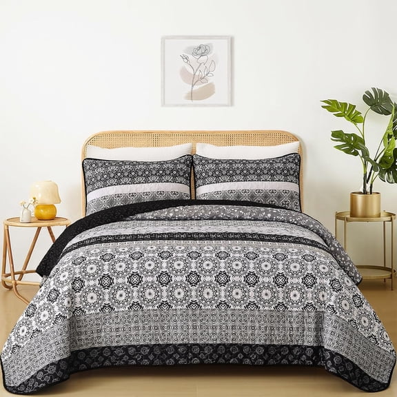 Boho Quilt Set Queen Size, Black Bohemian Striped Patchwork Bedspread Set - 3 Pieces Microfiber Bedding for All Seasons