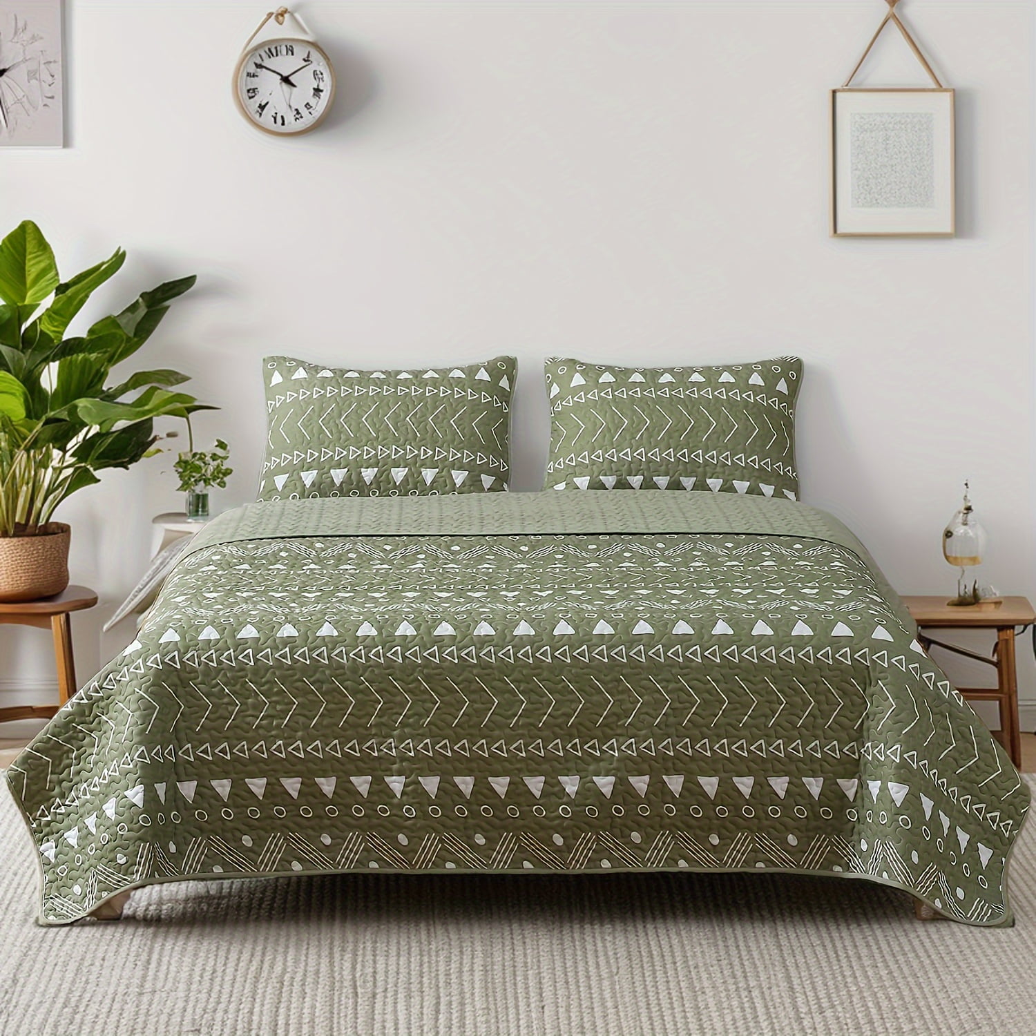 Boho Sage Green Quilt Set, King Size, Farmhouse Bedding, Aztec
