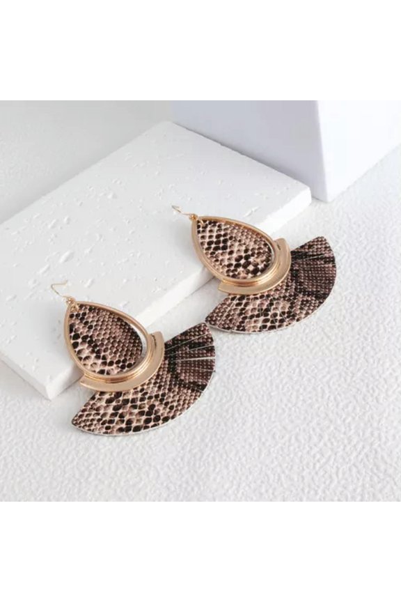 Boho Snakeskin Faux Leather Teardop Fan Fringe Tassel Macrame Dangle Earrings